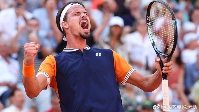 也凸显了布 也凸显了布