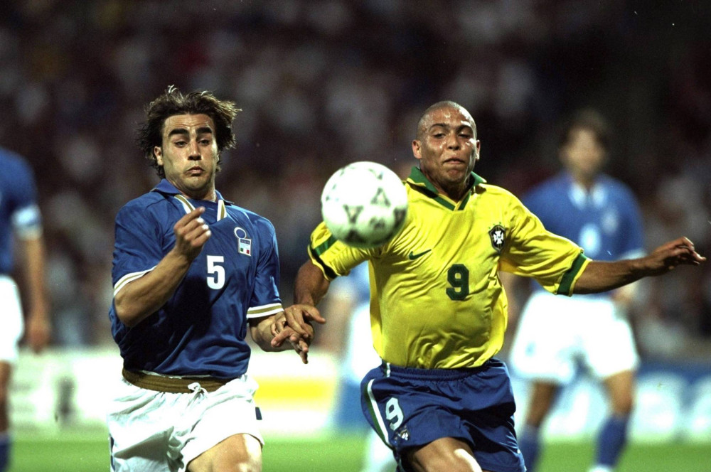 赛场的首次 赛场的首次